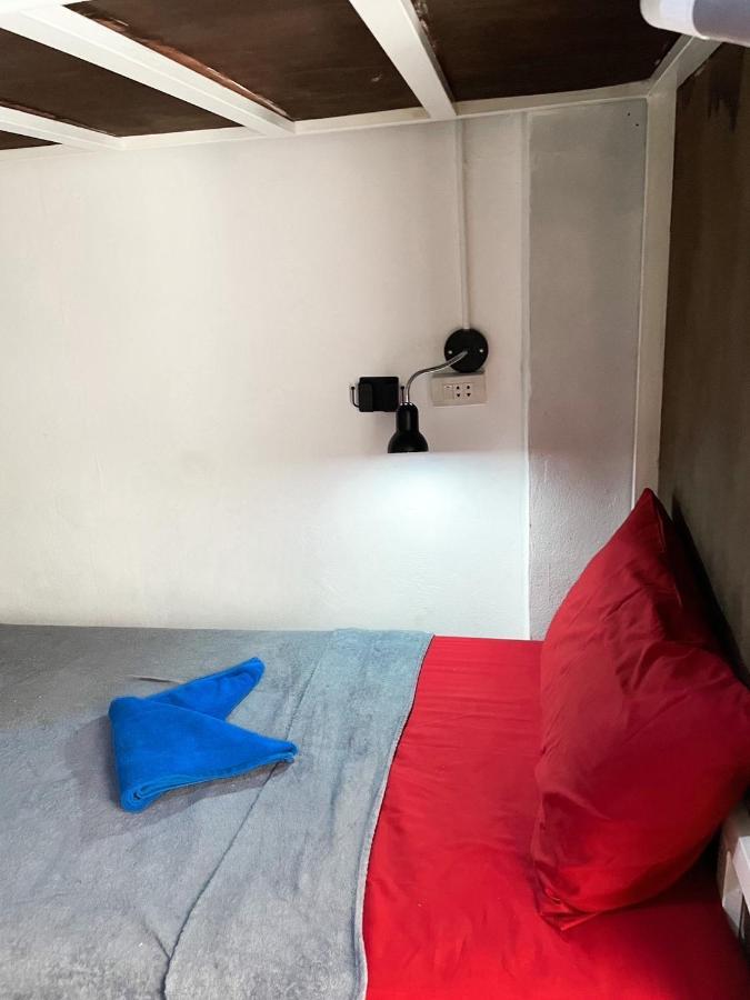 Magic Hostel ピピ島 エクステリア 写真
